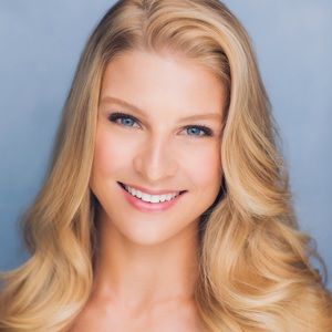 Meet your Posher, Caroline